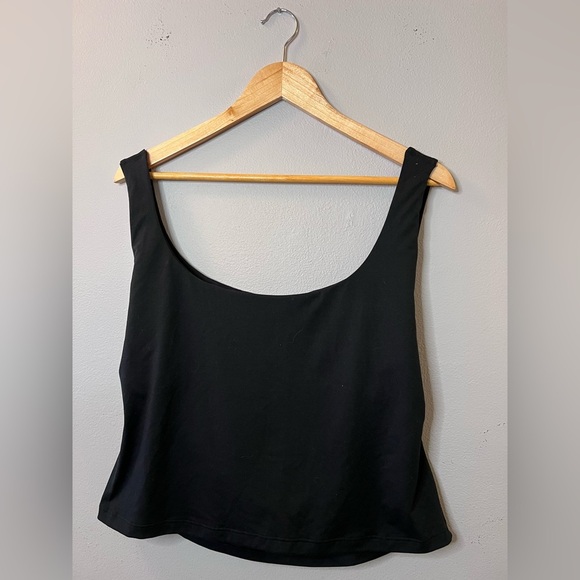 Fabletics Other - Fabletics Sports Bra Black Twist Back Low Impact Wide Strap Womens Size 3X